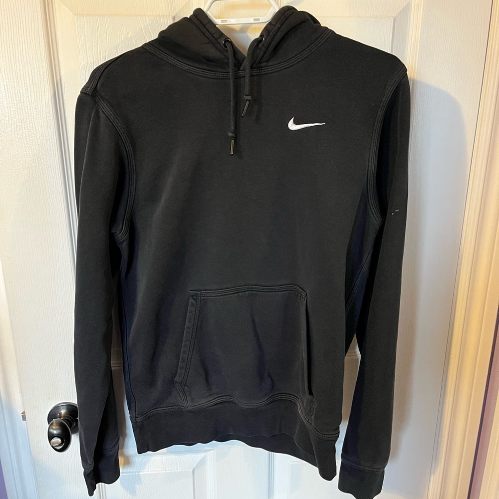 NIKE SIZE SMALL